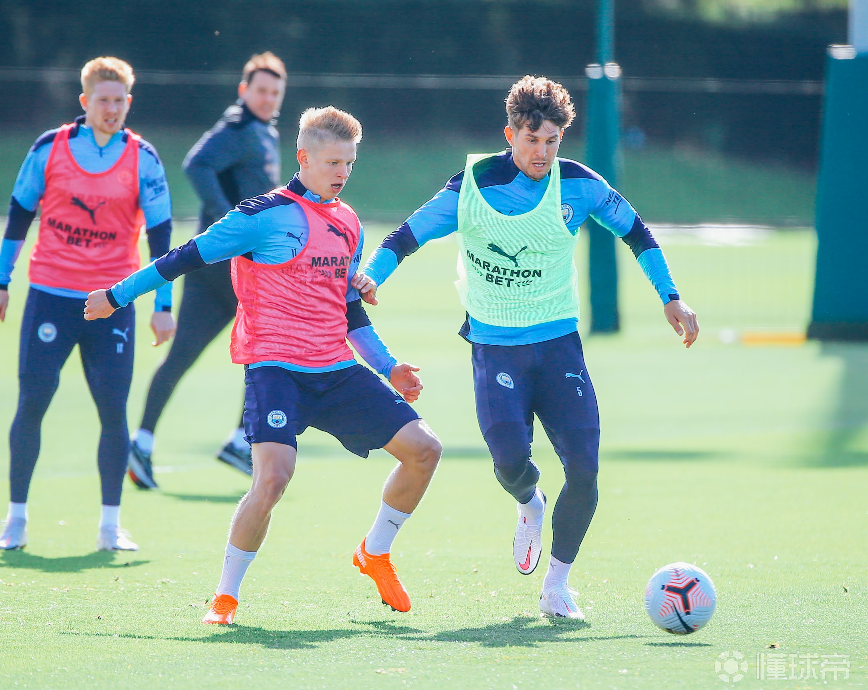 斯图加特挑战卫冕冠军，士气高昂备战周末比赛的简单介绍